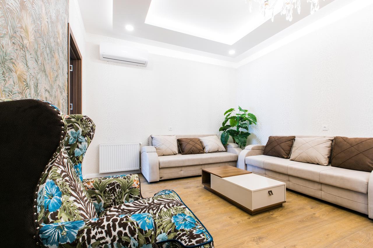 Sweet Home 6 Vip Rustaveli Avenue Tbilisi Exterior photo